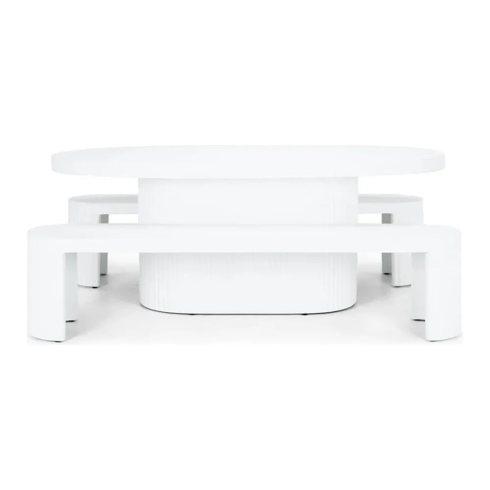 High-Quality Outdoor Dining Tables | 100% HOME Dimocks