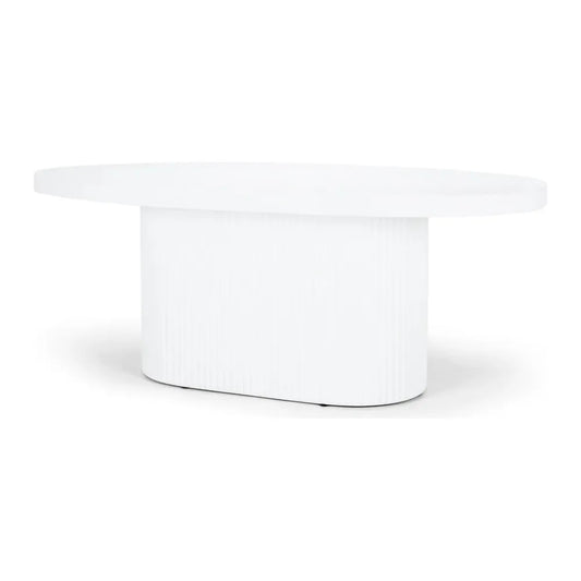 High-Quality Outdoor Dining Tables | 100% HOME Dimocks