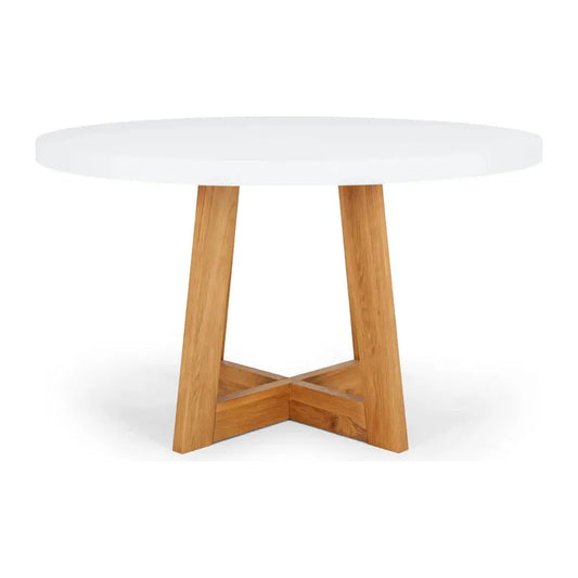 High-Quality Outdoor Dining Tables | 100% HOME Dimocks