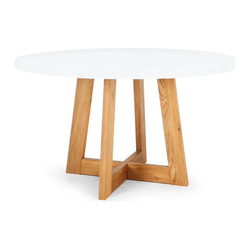 High-Quality Outdoor Dining Tables | 100% HOME Dimocks