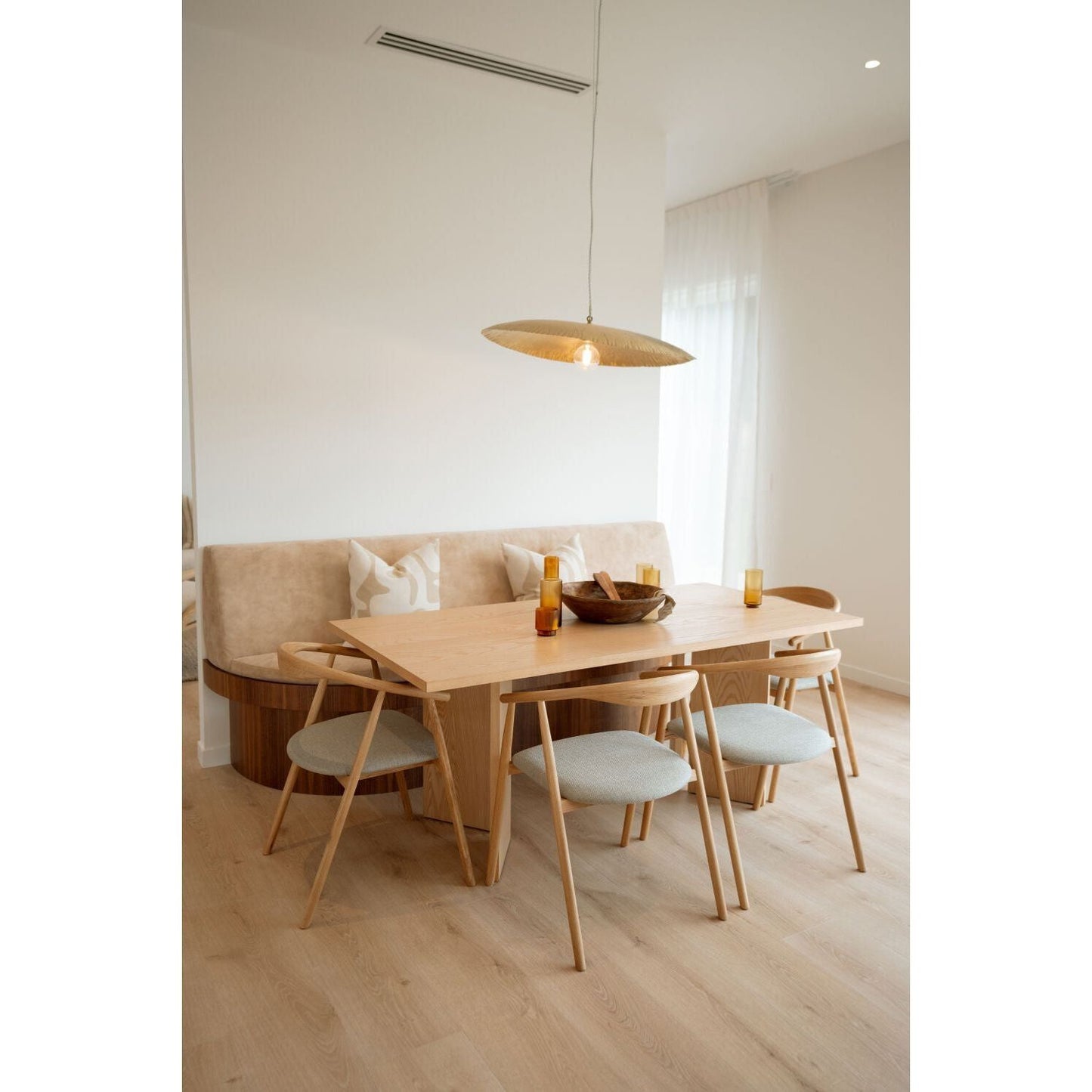Connect 1800 Dining Table