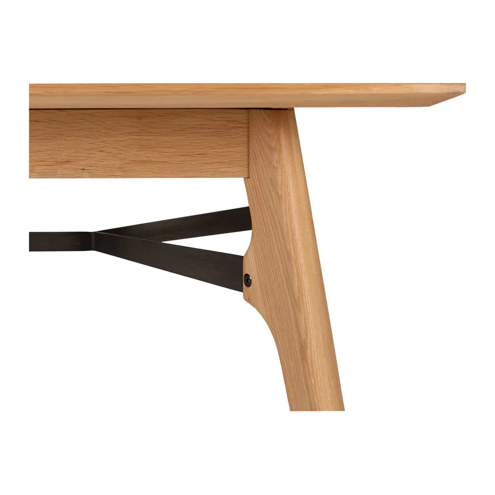 Flow Extension Dining Table