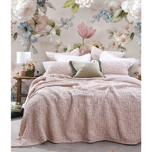 Livie Cameo Bedspread Set – Elegant & Cozy | 100% HOME Dimocks