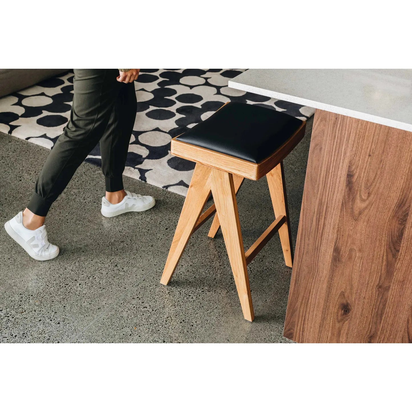 Palma Barstool