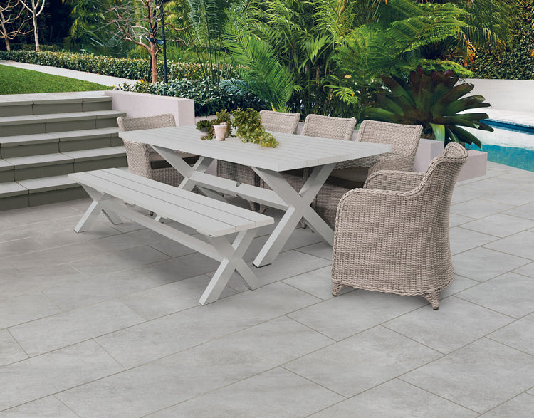 Outdoor Dining Settings & Lounge Suites