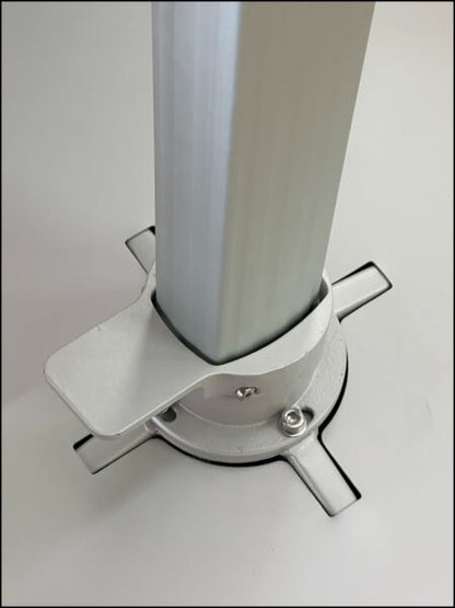 Bali 2.5m Square Cantilever Umbrella