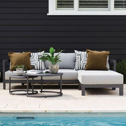 Hargrove 4-pce Outdoor Lounge Suite