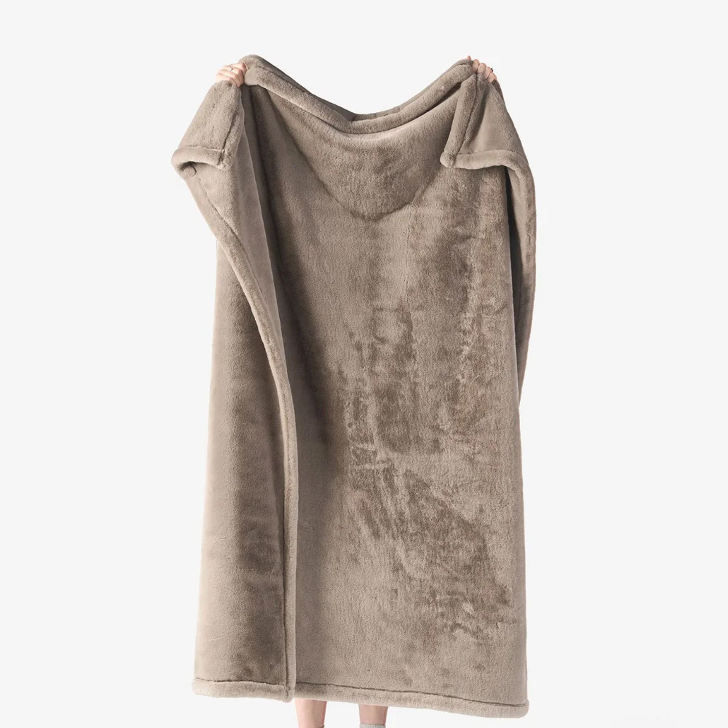 Evora Faux Fur Throw