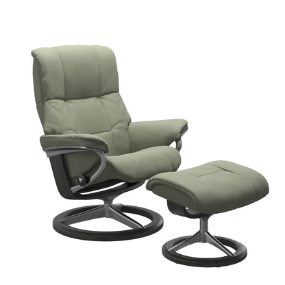 Mayfair Medium Leather Recliner - Signature Base
