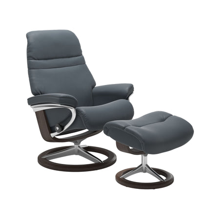 Sunrise Medium Leather Recliner - Signature Base