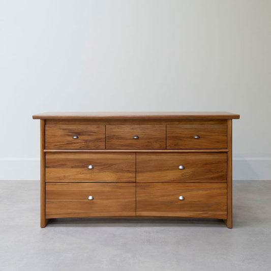 Verso 7-Drawer Lowboy