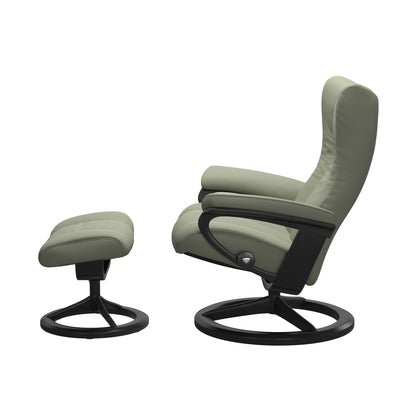 Wing Medium Leather Recliner - Signature Base