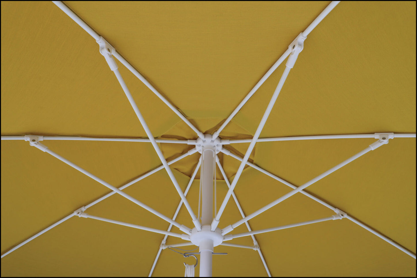 Zest 2.7m Round Umbrella