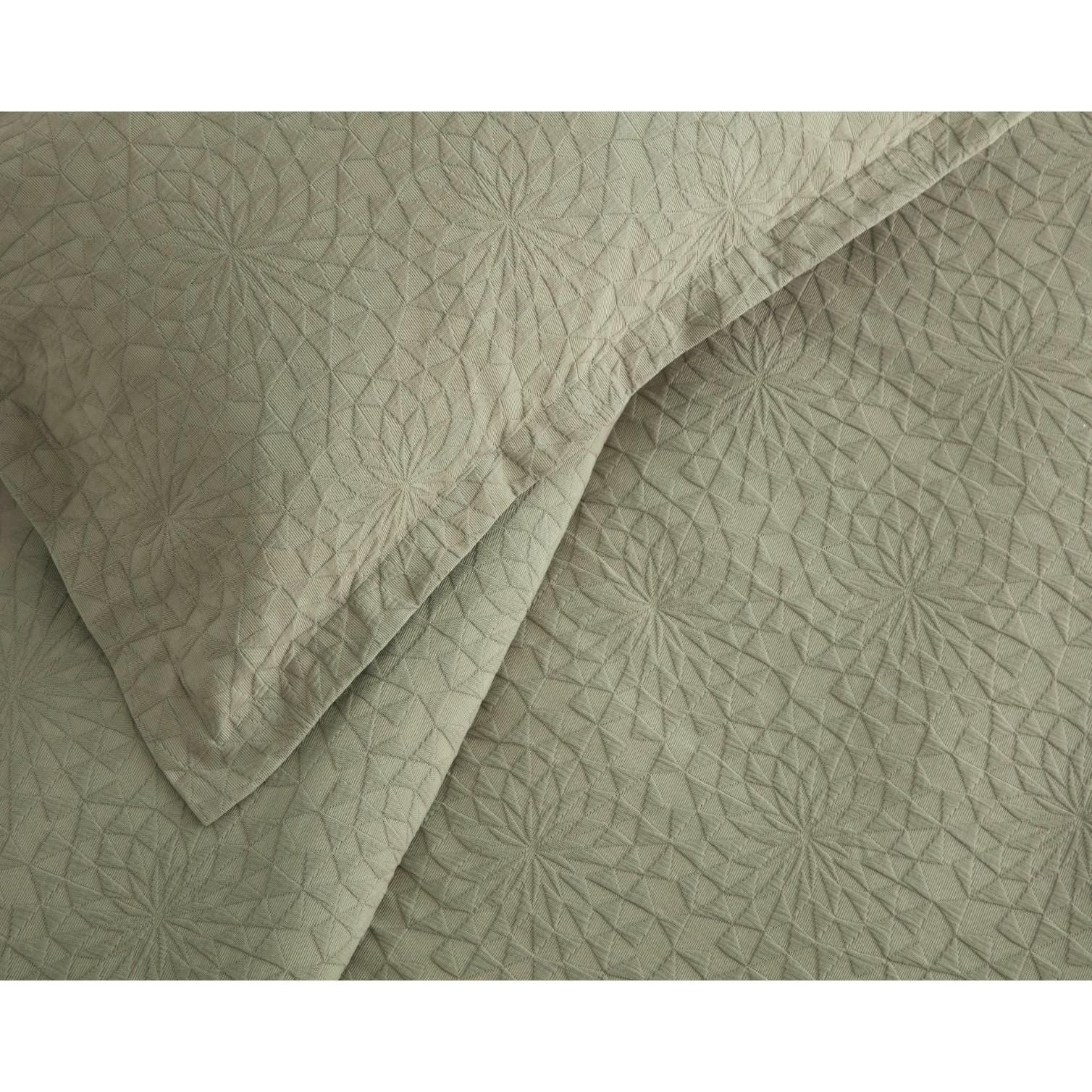 Calm Waters Bedspread Set – 100% HOME Dimocks